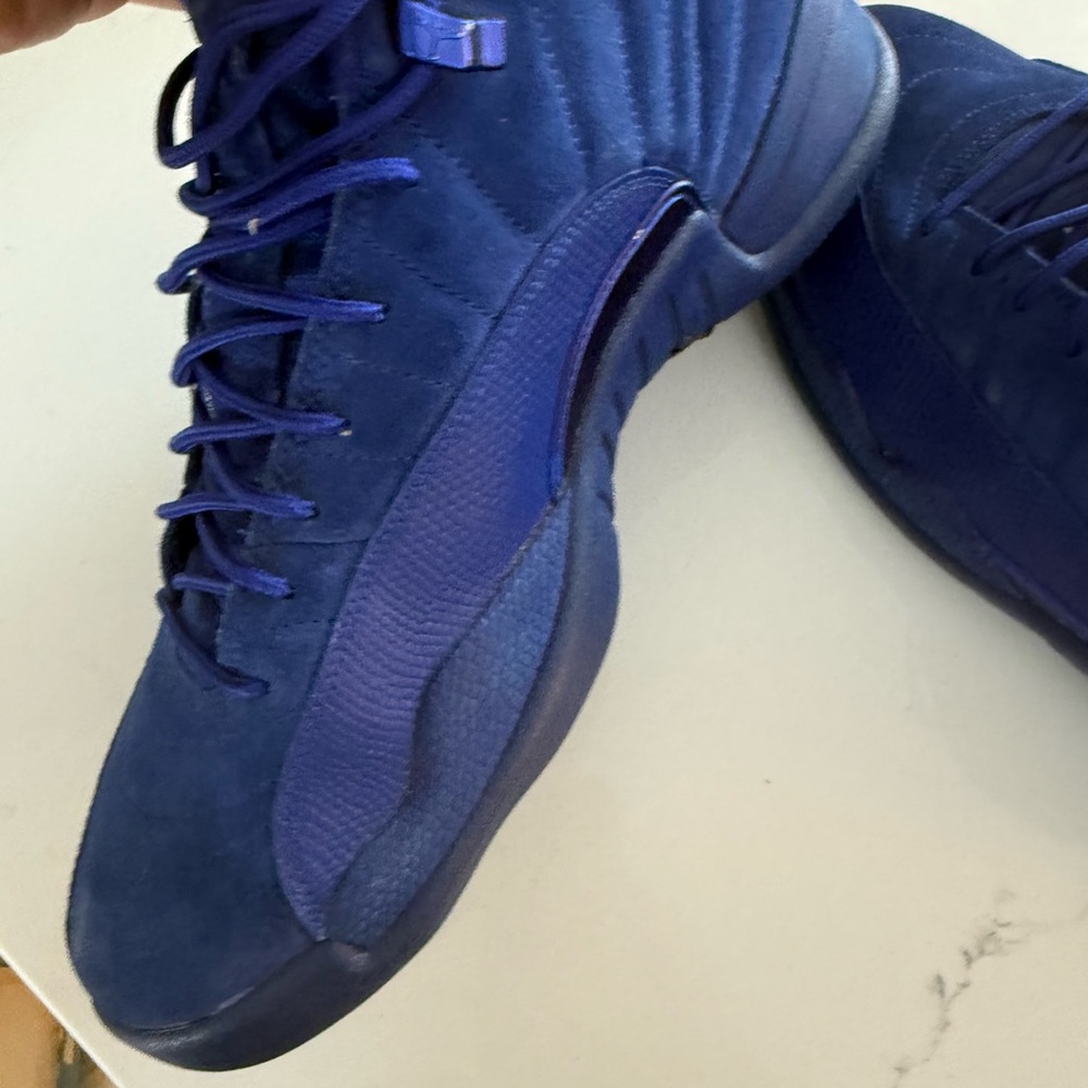 Jordan Men's Royal Blue Sneakers - Picture 3 of 4